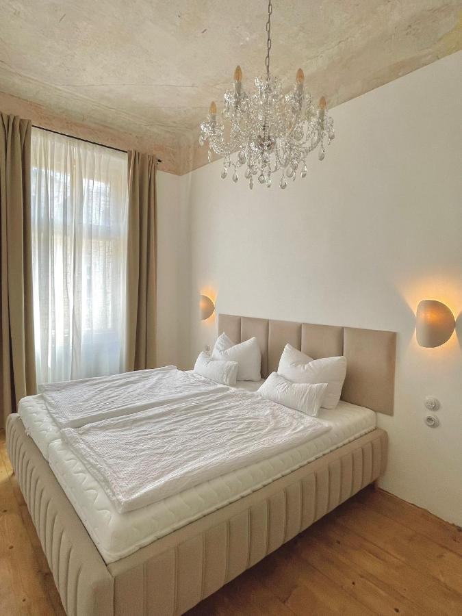 Apartma Adina 1905 Karlovy Vary Exterior photo